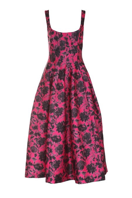 Shop PHILOSOPHY  Abito: Philosophy abito in radzmir Flower Bloom.
Aderente sul bustino e ampio e svasato sulla gonna.
Longuette.
Slim fit.
Stampa rose all over.
Scollo ampio.
Senza maniche.
Spalline incrociate sul dietro.
Tagliato in vita.
Bustino foderato.
Chiusura sul dietro con zip a scomparsa.
Composizione: 100% poliestere. 
Fabbricato in Ungheria.. 0409 0735-V1217FANTASIA